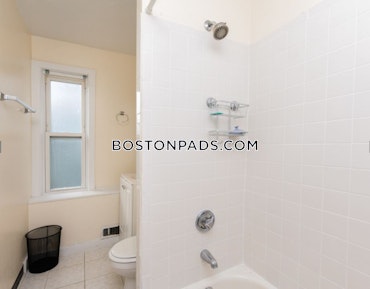 Boston - 5 Beds, 2 Baths