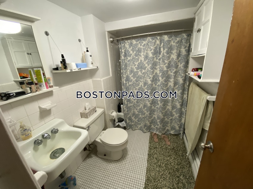 BOSTON - BACK BAY - 1 Bed, 1 Bath - Image 14