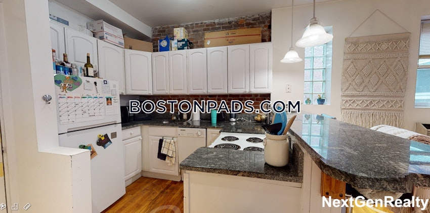 BOSTON - NORTH END - 2 Beds, 1 Bath - Image 7