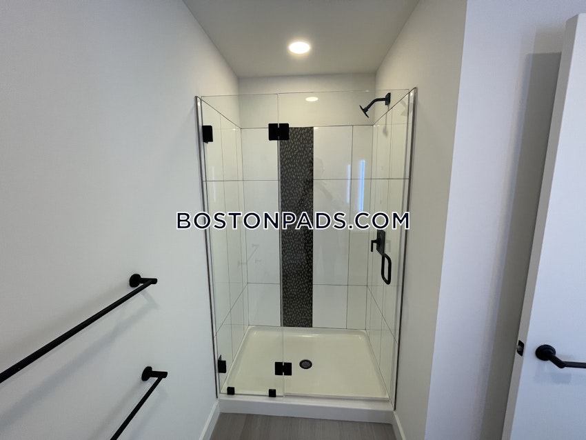 LYNN - 2 Beds, 2 Baths - Image 9