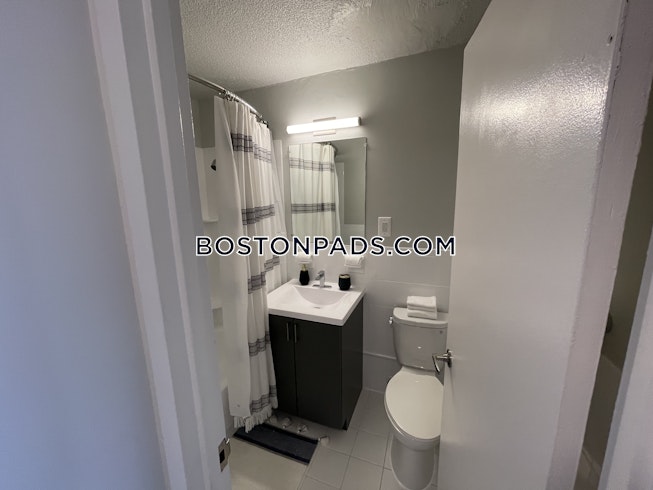 Boston - $2,901+ /mo