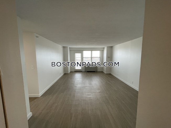 Boston - $3,469+ /mo