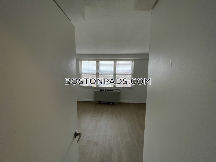 Sant Alphonsus St., Boston