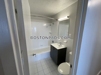 Mission Hill 3 Beds 2 Baths Boston - $4,591 No Fee