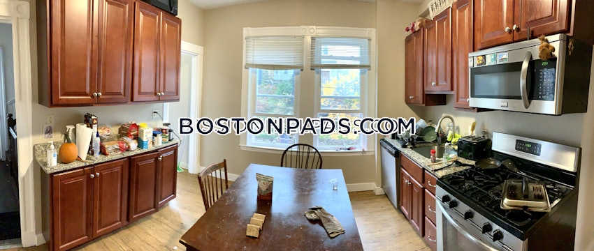 BOSTON - MISSION HILL - 4 Beds, 1 Bath - Image 15