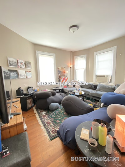 Mission Hill 4 Beds 1 Bath Boston - $5,600