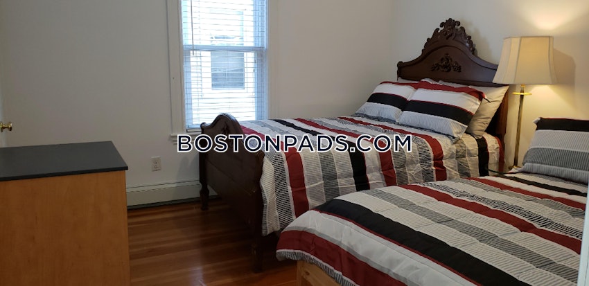 BOSTON - BRIGHTON - OAK SQUARE - 6 Beds, 3.5 Baths - Image 3