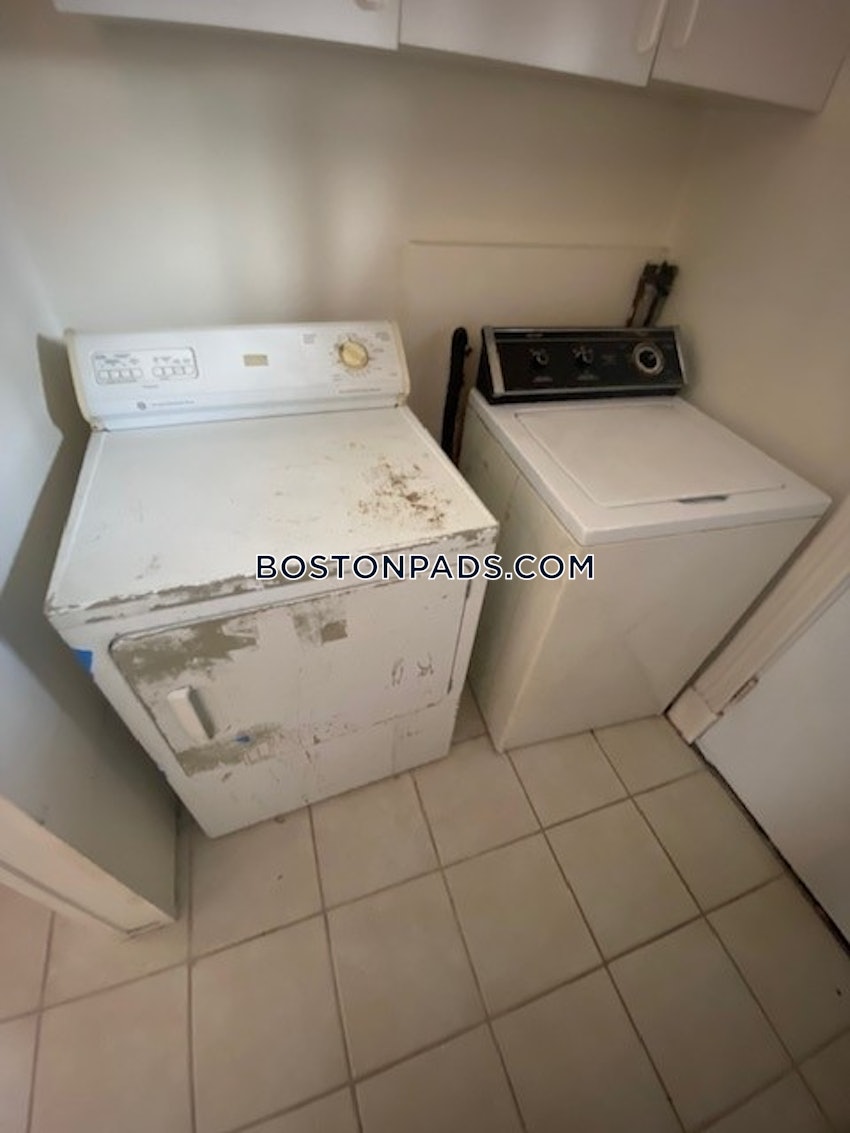 BOSTON - ALLSTON - 2 Beds, 1.5 Baths - Image 11