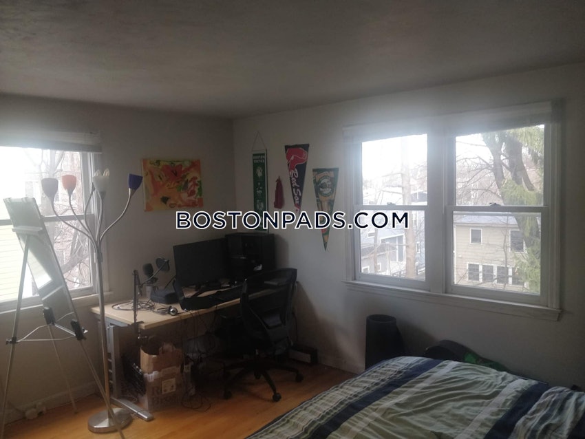 BOSTON - BRIGHTON- WASHINGTON ST./ ALLSTON ST. - 4 Beds, 3 Baths - Image 12