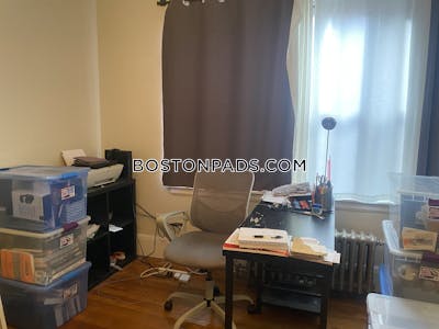 Malden Studio, 1 bath available now on Pleasant St in Malden - $1,850 No Fee