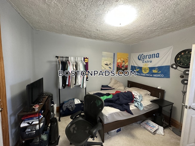 Boston - $2,900+ /mo