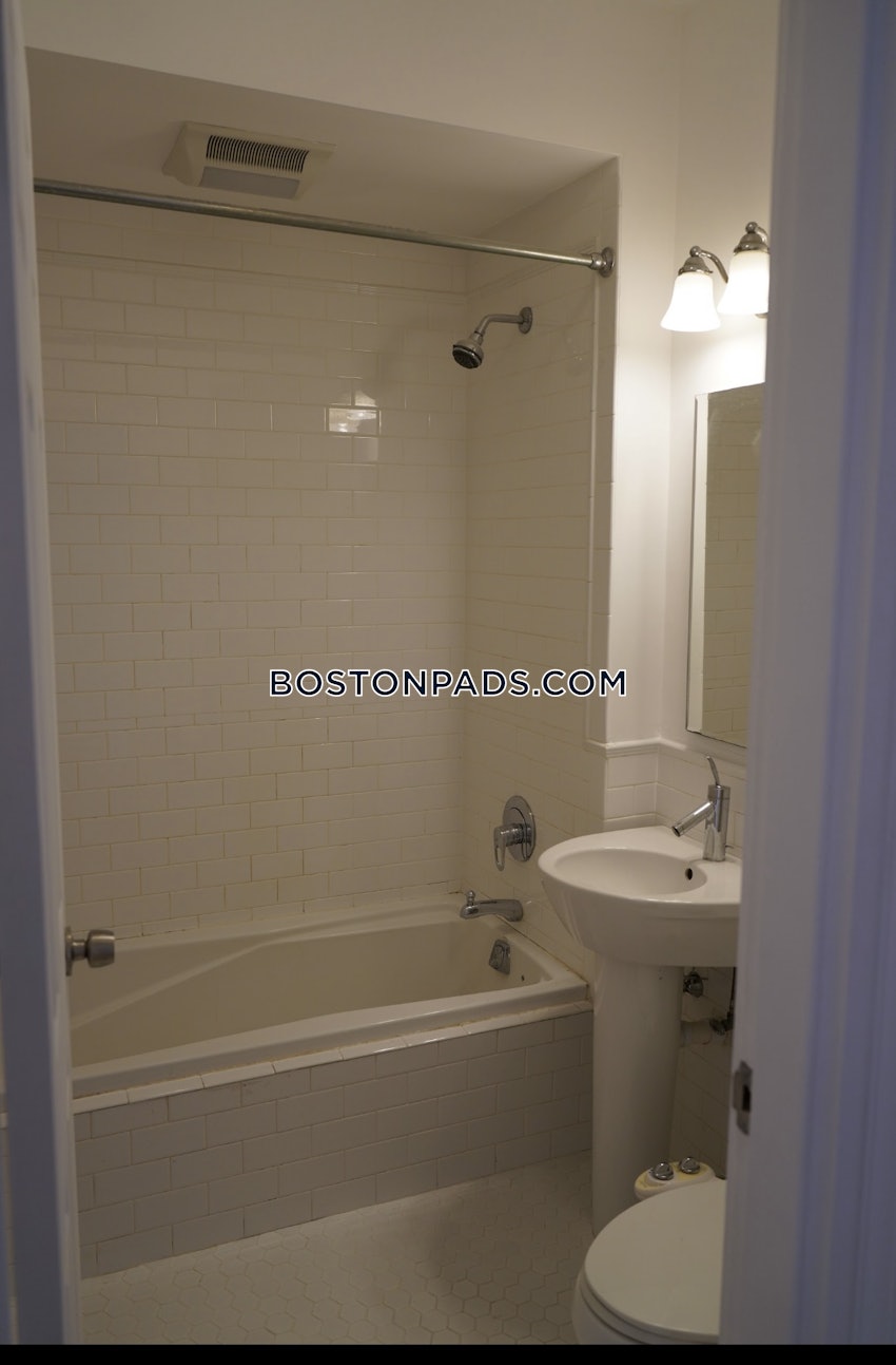 BOSTON - BACK BAY - 2 Beds, 1 Bath - Image 8