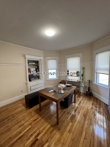 Boston - 3 Beds, 1 Baths