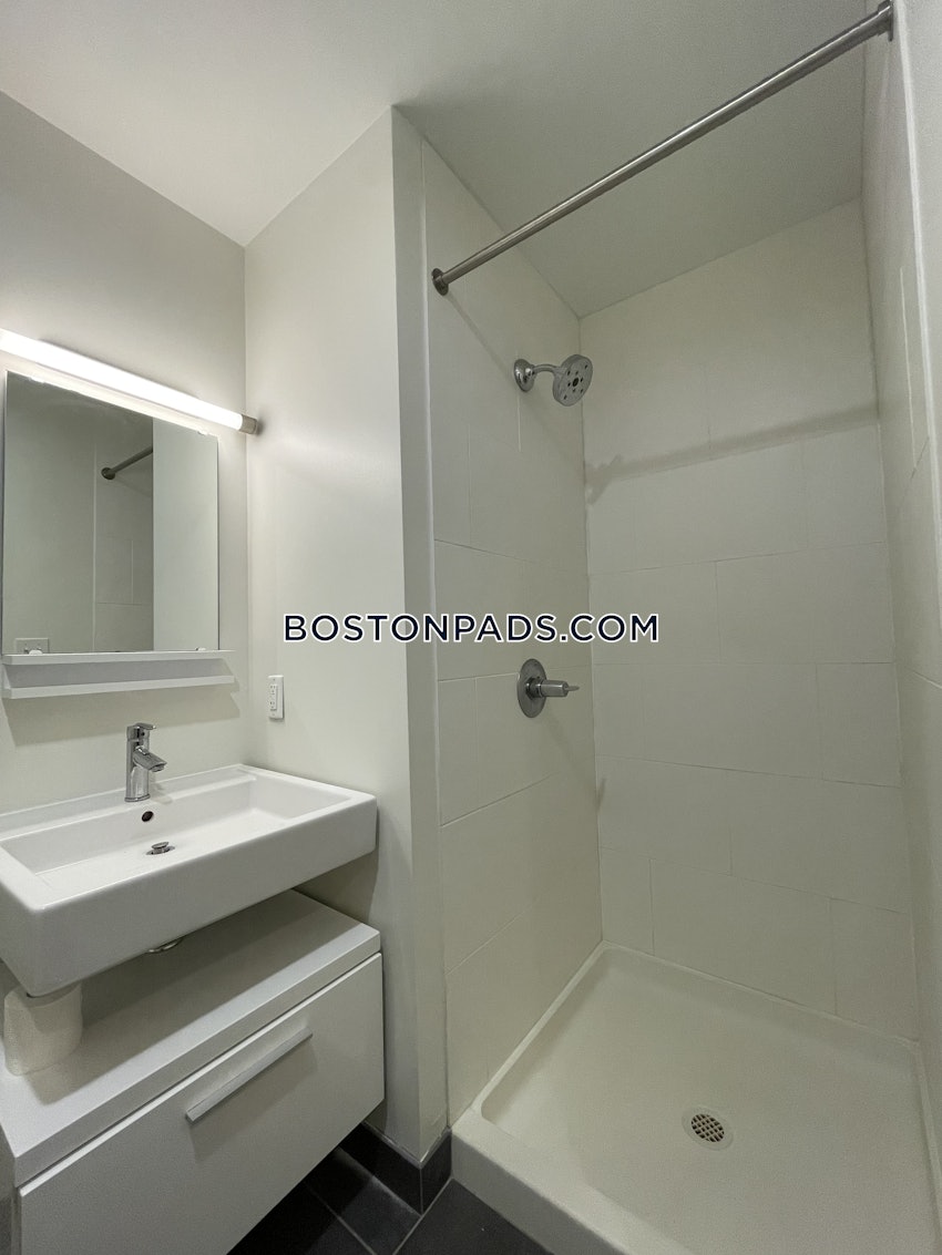 BOSTON - SEAPORT/WATERFRONT - 1 Bed, 1 Bath - Image 4