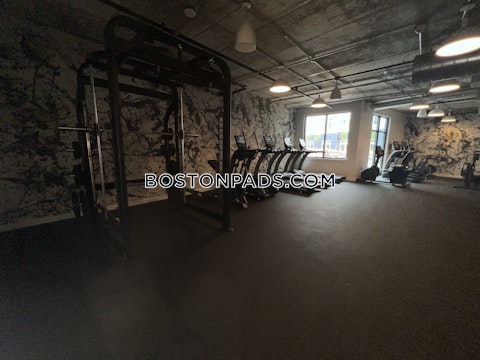 2nd Ave. Waltham photo 11