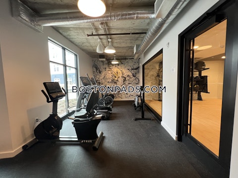 2nd Ave. Waltham photo 16