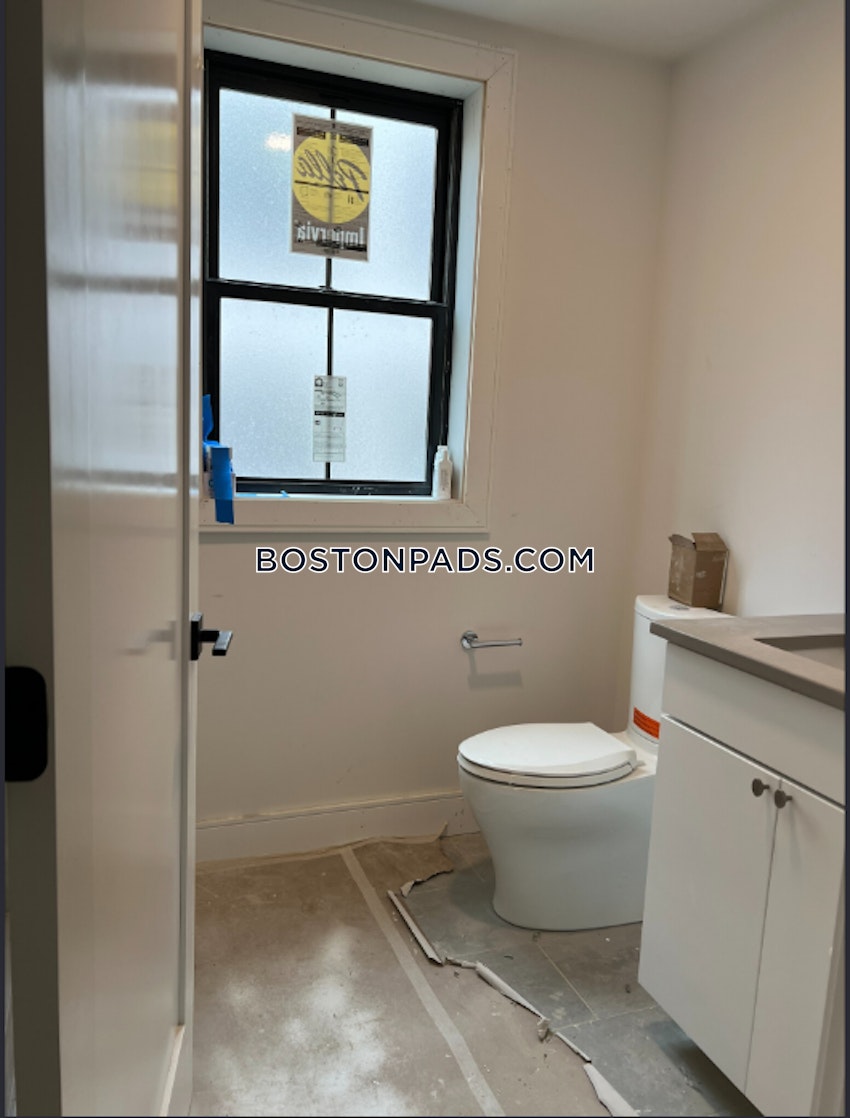 BOSTON - JAMAICA PLAIN - STONY BROOK - 4 Beds, 2 Baths - Image 1