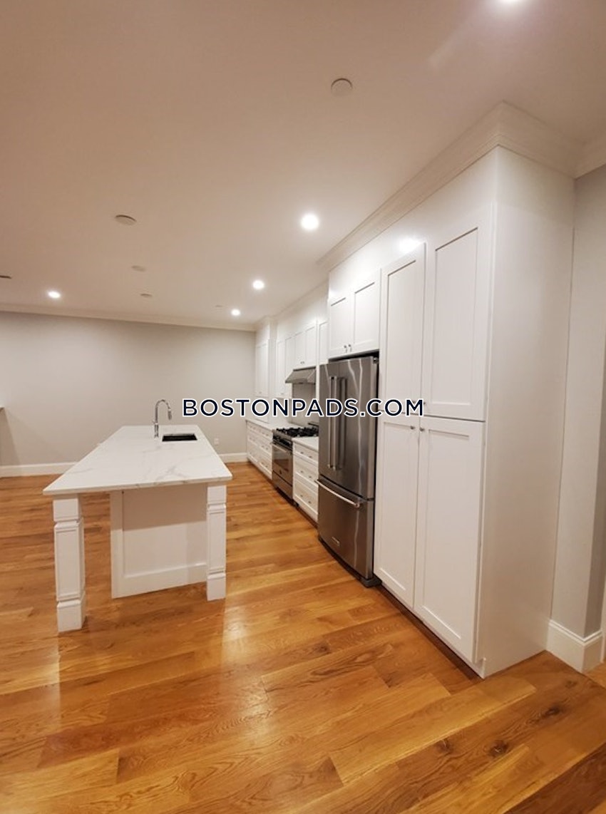 BOSTON - SOUTH BOSTON - ANDREW SQUARE - 3 Beds, 3 Baths - Image 1