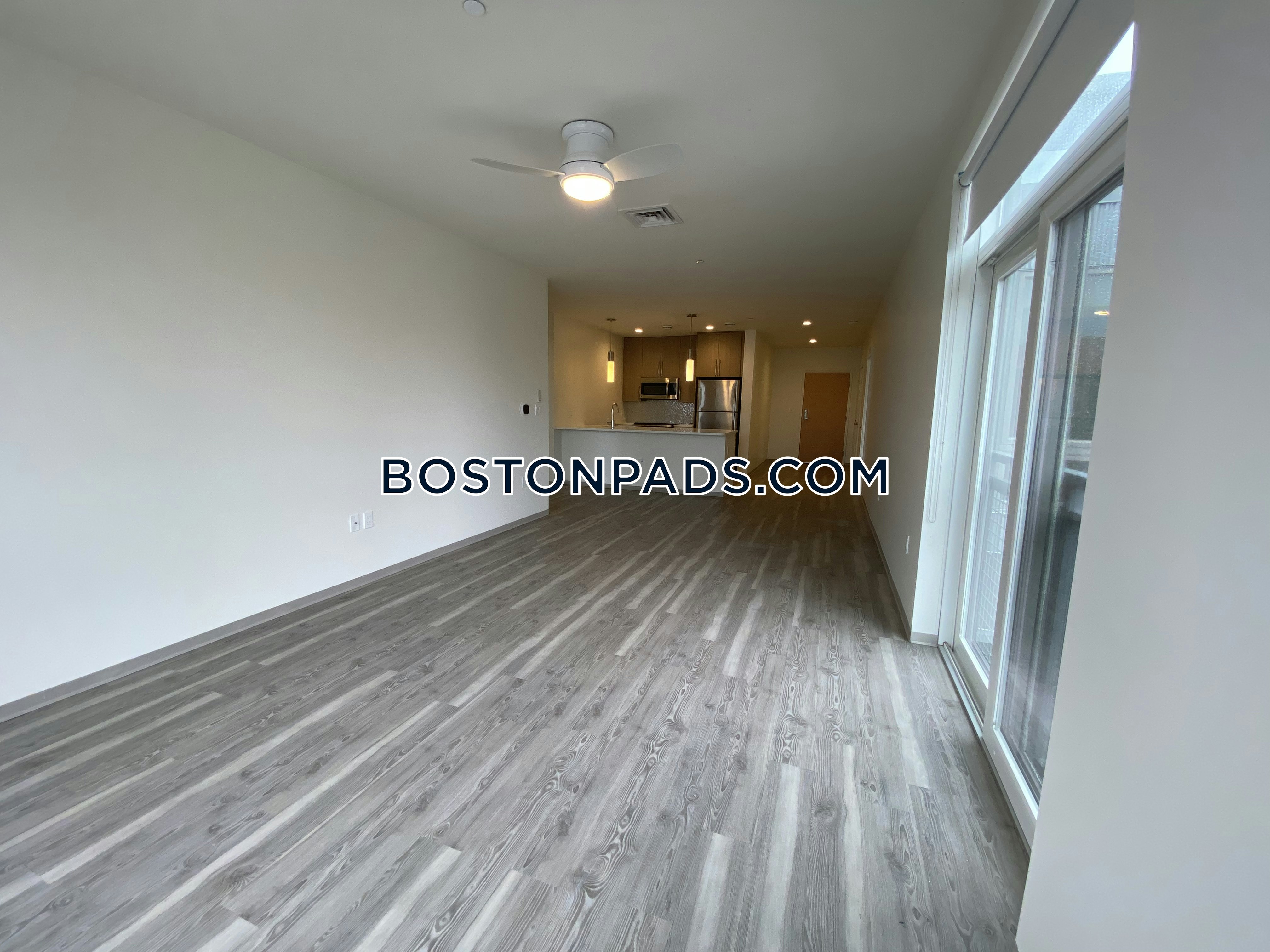 Boston - 2 Beds, 1 Baths