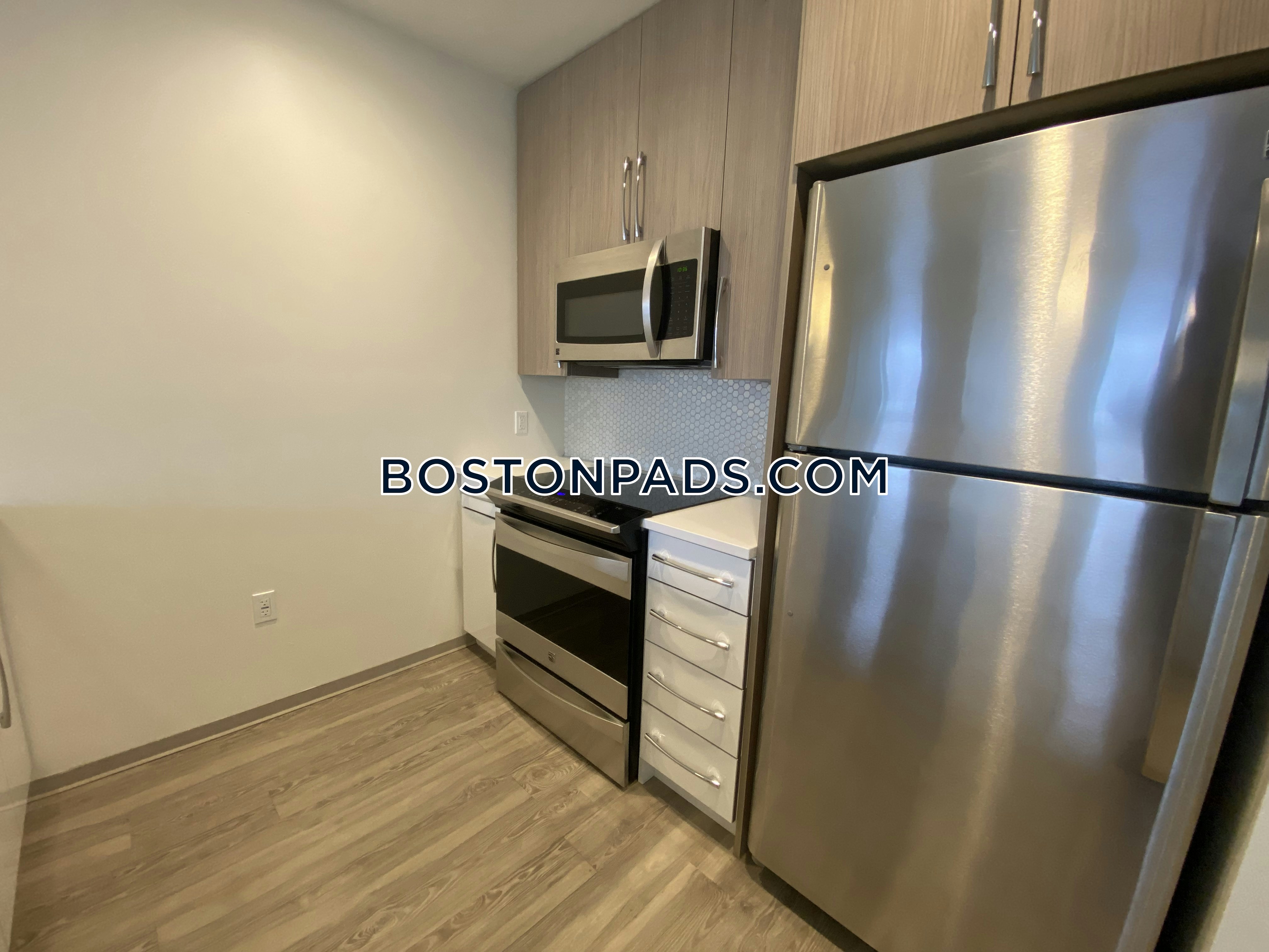 Boston - 2 Beds, 1 Baths