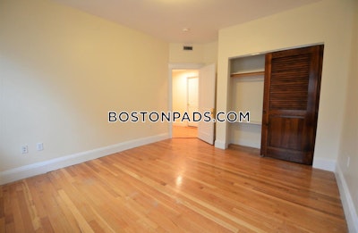 Brookline 4 Bed 2 Bath BROOKLINE- WASHINGTON SQUARE $5,200  Washington Square - $5,500 No Fee