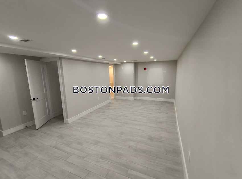 BOSTON - EAST BOSTON - EAGLE HILL - 4 Beds, 3 Baths - Image 29