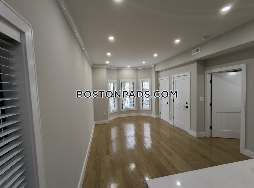 BOSTON - EAST BOSTON - EAGLE HILL - 4 Beds, 3 Baths - Image 4