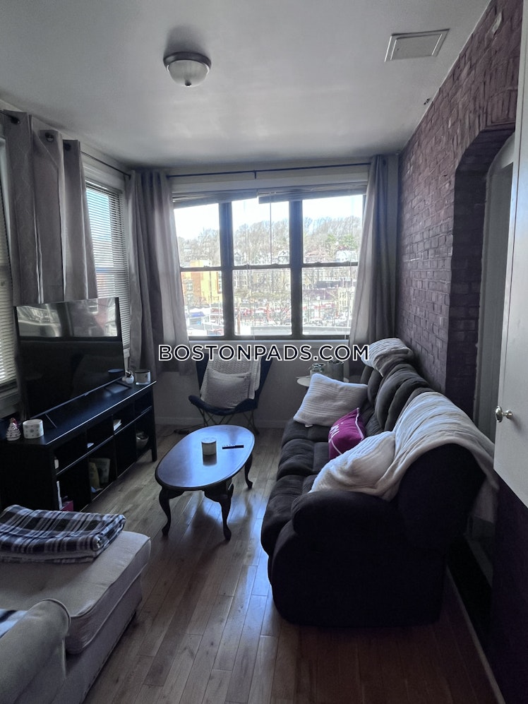 Winthrop Rd., Brookline