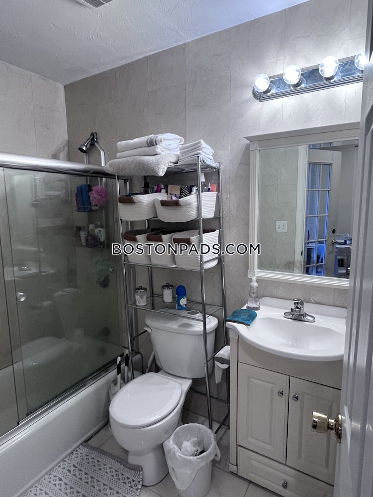 Winthrop Rd., Brookline