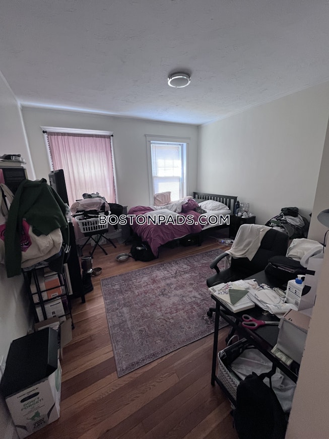 Brookline - $5,400+ /mo