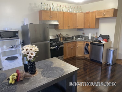 Mission Hill 3 Beds 1 Bath Boston - $4,800