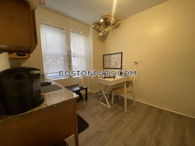 Allston/brighton Border Studio 1 Bath Boston - $2,150 No Fee