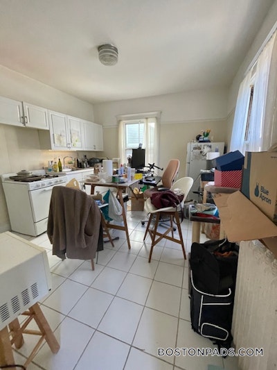 Somerville Studio 1 Bath  Davis Square - $2,400