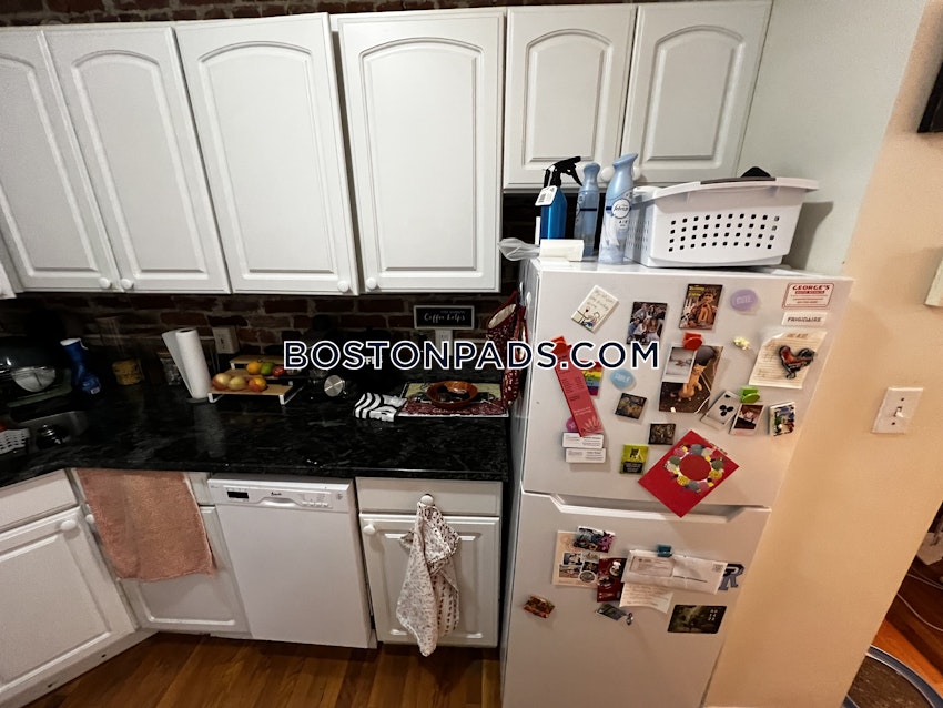 BOSTON - NORTH END - 2 Beds, 1 Bath - Image 1