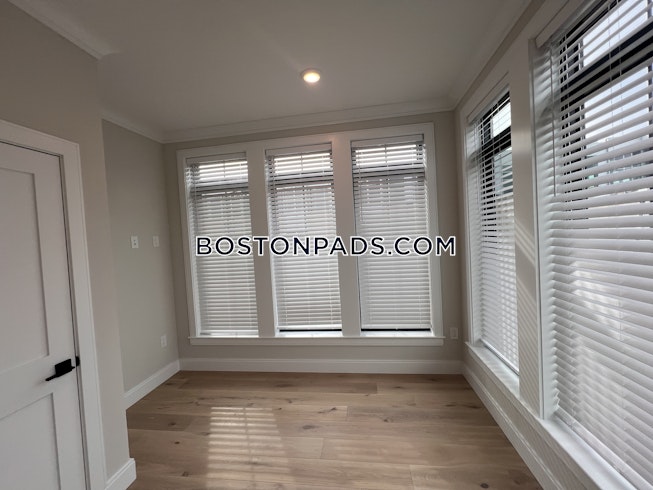 Boston - $3,875+ /mo