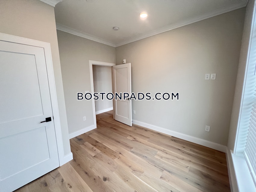 BOSTON - ALLSTON - 4 Beds, 3 Baths - Image 8