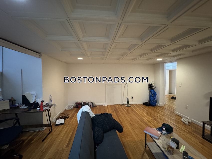 BOSTON - BACK BAY - 1 Bed, 1 Bath - Image 18