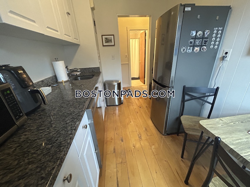 BOSTON - BEACON HILL - 1 Bed, 1 Bath - Image 11