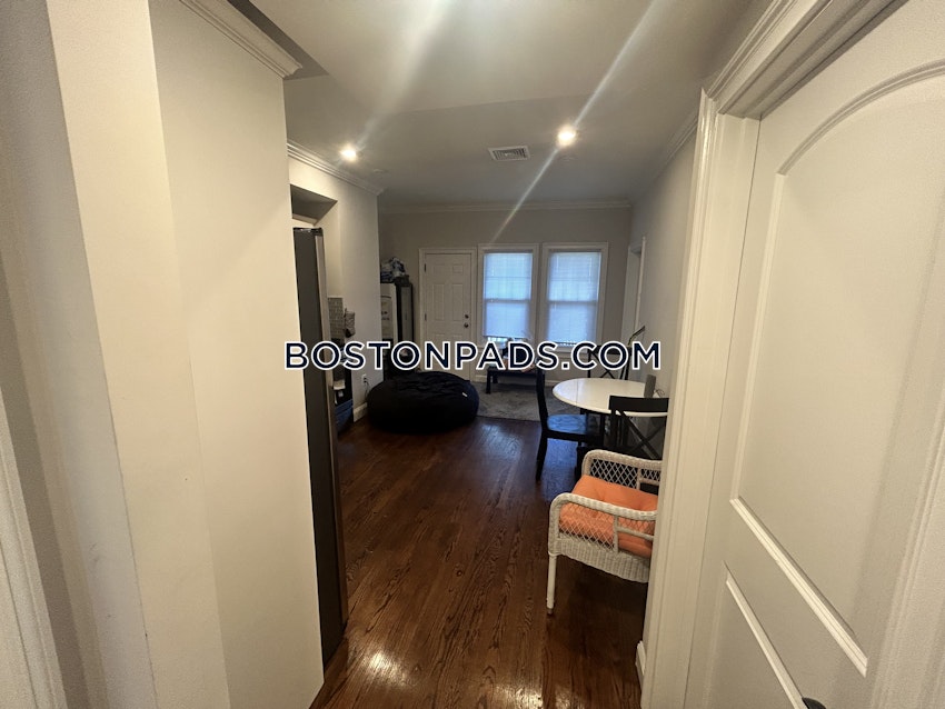 BOSTON - EAST BOSTON - MAVERICK - 3 Beds, 1 Bath - Image 14