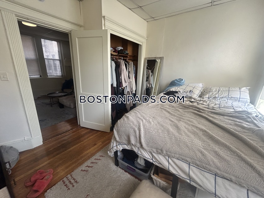 BOSTON - BEACON HILL - 2 Beds, 1 Bath - Image 6