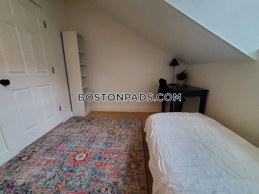 BOSTON - EAST BOSTON - MAVERICK - 3 Beds, 1.5 Baths - Image 10