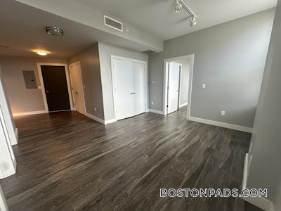 Lynn 2 Bed 2 Bath LYNN $2,750 - $2,750