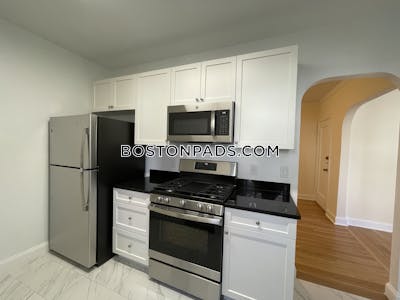 Brookline 1 Bed 1 Bath  Coolidge Corner - $3,295 No Fee