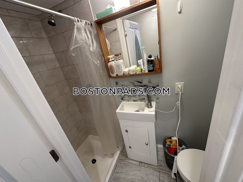 Cambridge - $2,900+ /month