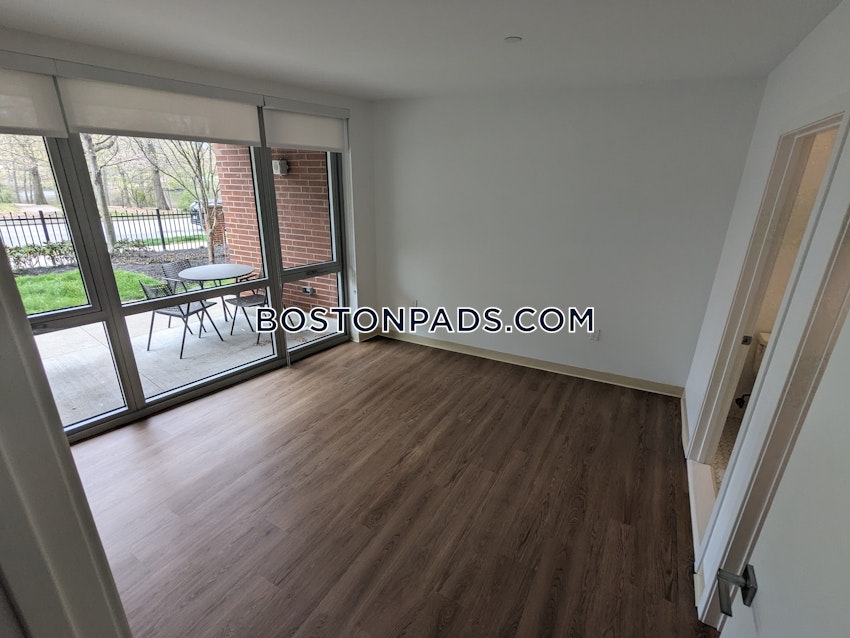 BOSTON - JAMAICA PLAIN - JAMAICA POND/PONDSIDE - 3 Beds, 2 Baths - Image 8