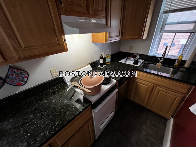 Boston - $3,575+ /mo