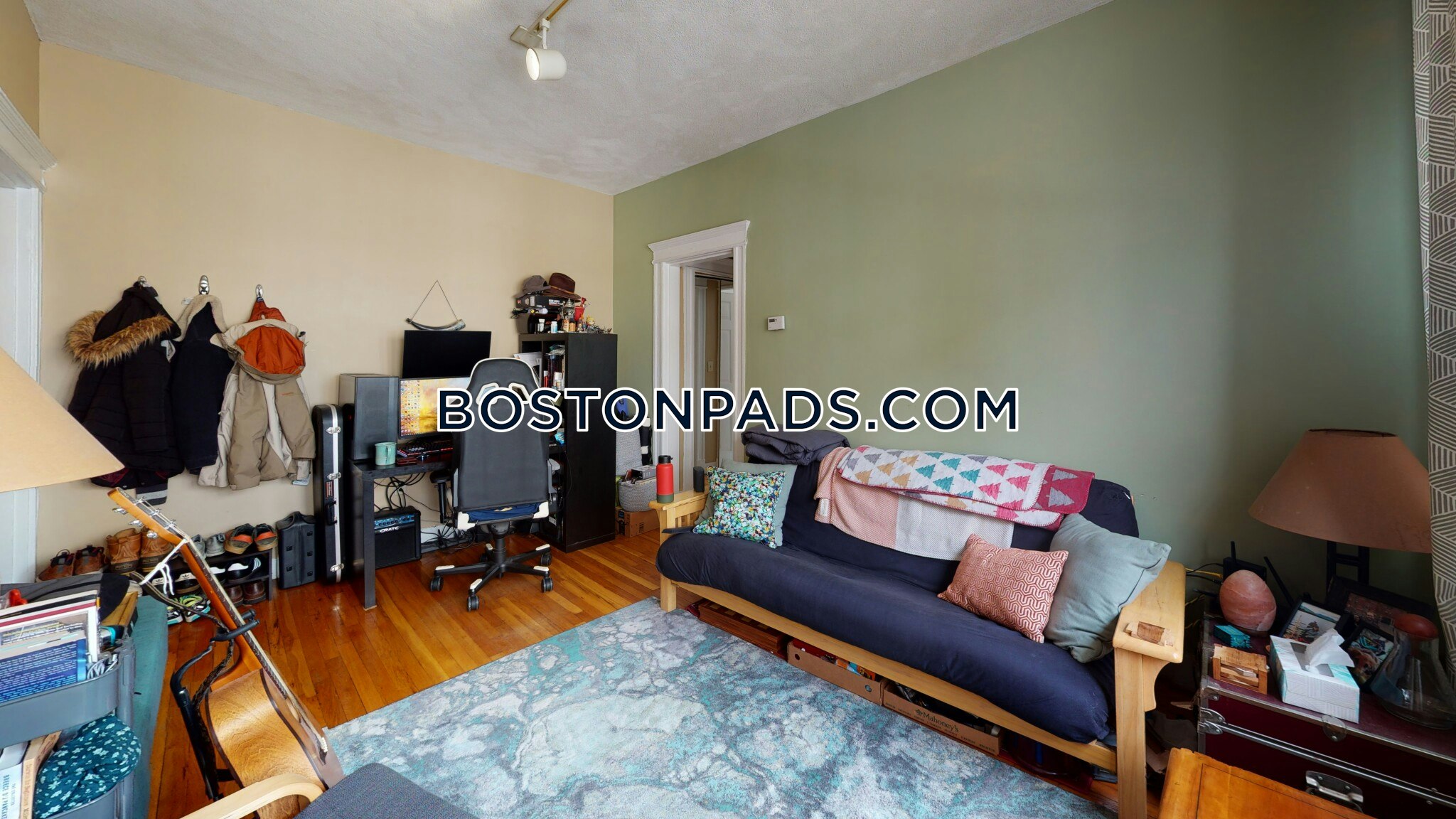 Boston - 2 Beds, 1 Baths