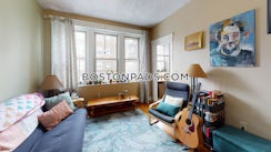 Commonwealth Ave./>, Boston