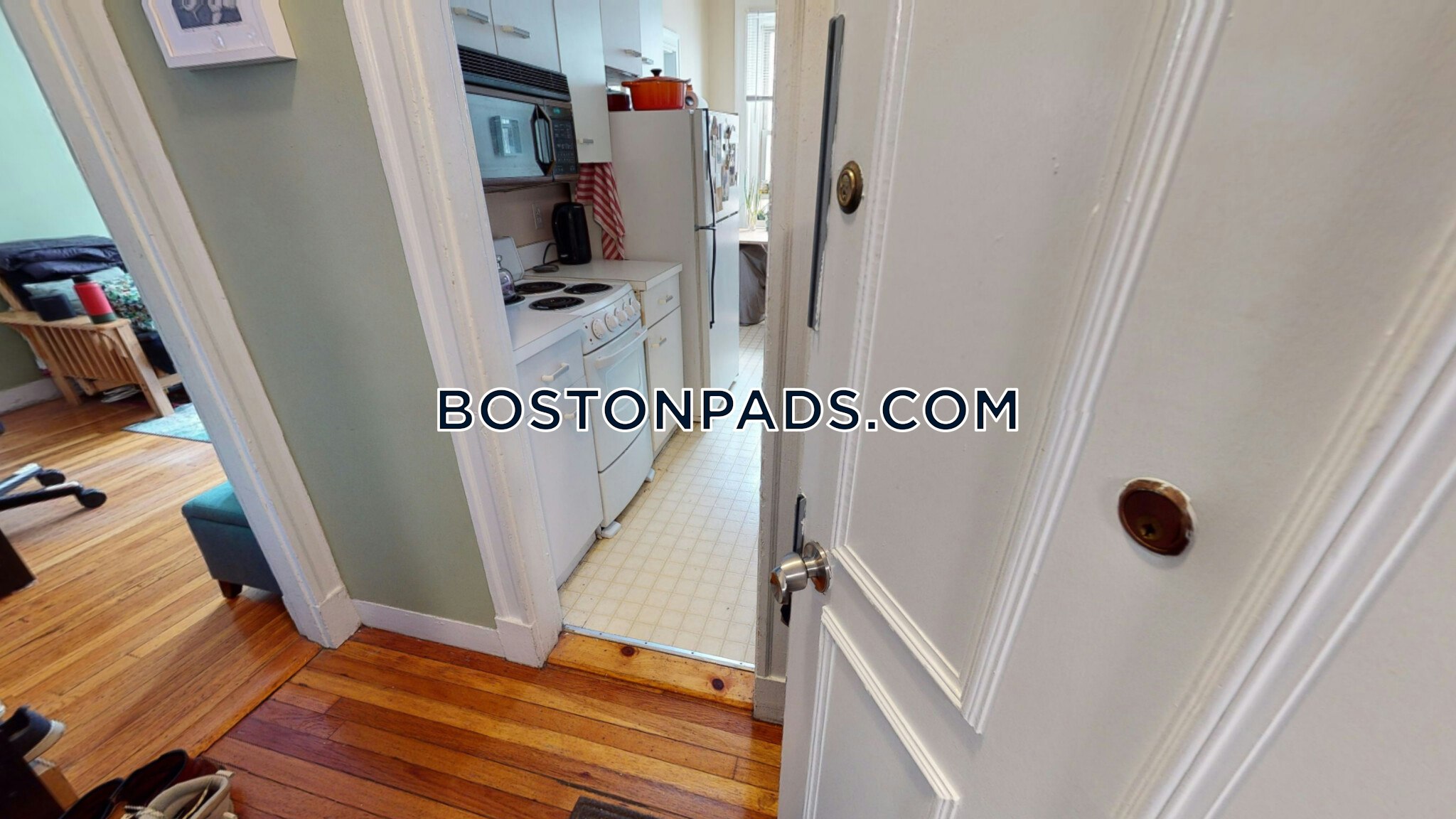 Boston - 2 Beds, 1 Baths