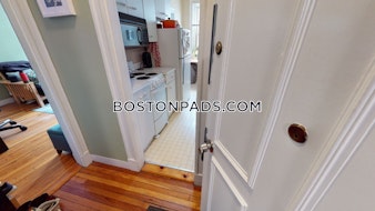 Commonwealth Ave. Boston